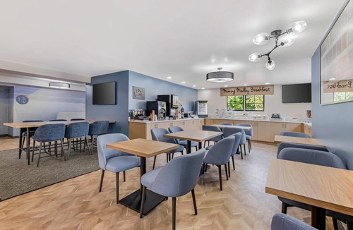 Merrillville Hotel | Sleep Inn & Suites Merrillville