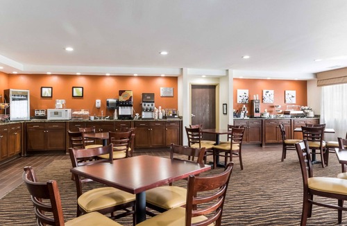 North Liberty Hotel | Sleep Inn & Suites North Liberty - Liberty City