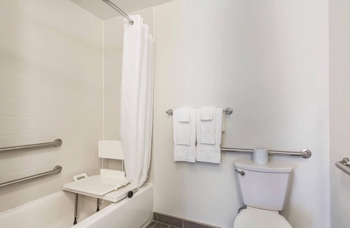 O'Fallon Hotel | Sleep Inn & Suites O'Fallon MO - Technology Drive