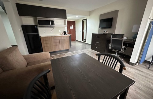 Pineville Hotel | Sleep Inn & Suites Pineville - Alexandria