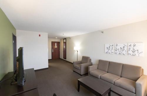 Pleasant Hill Hotel | Sleep Inn & Suites Pleasant Hill - Des Moines