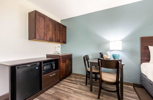 South Jacksonville Hotel | Sleep Inn & Suites South Jacksonville