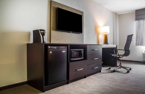 East Syracuse Hotel | Sleep Inn & Suites Syracuse Airport