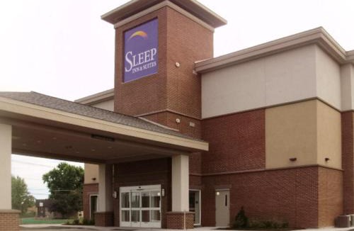 East Syracuse Hotel | Sleep Inn & Suites Syracuse Airport