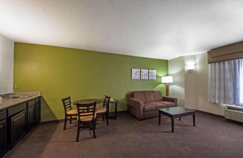 Tulsa Hotel | Sleep Inn & Suites Tulsa Central I-44