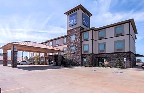 Hennessey Hotel | Sleep Inn & Suites Hennessey North