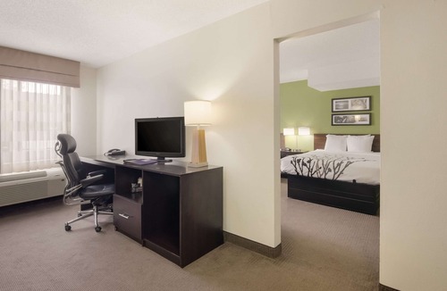 Cave Spring Hotel | Sleep Inn Tanglewood