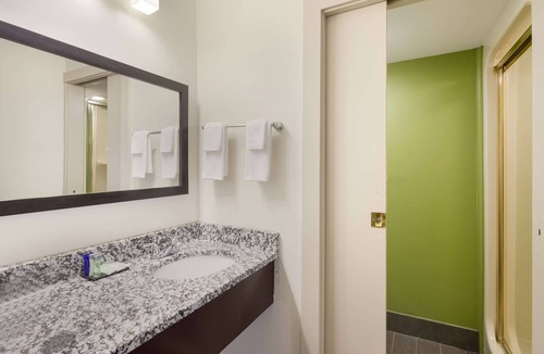 Cave Spring Hotel | Sleep Inn Tanglewood