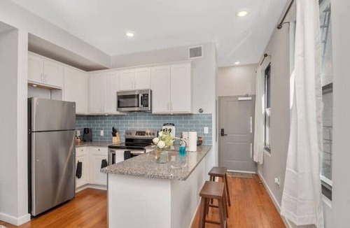 Over-the-Rhine Apartment | Sleep like a King Downtown Cincy