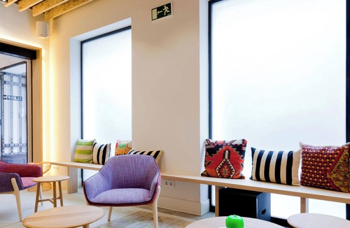 Golden Triangle of Art Hostel | SLEEP’N Atocha – B Corp Certified
