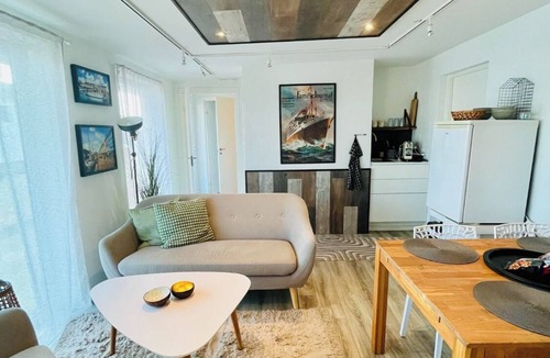 Hjørring Apartment | Sleep&Rest 2min motorvej 12 min til færge Gratis parkering kaffe/the
