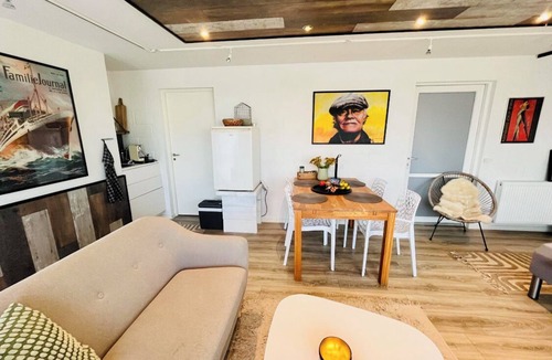 Hjørring Apartment | Sleep&Rest 2min motorvej 12 min til færge Gratis parkering kaffe/the
