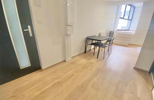 Centre Ville Apartment | Sleep&See 8