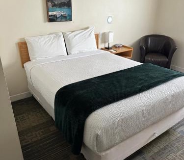 Steinbach Hotel | Sleep Suite Motel