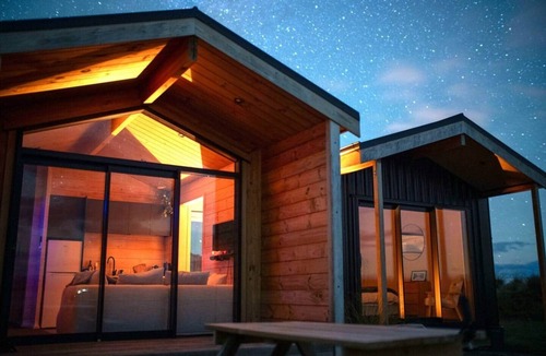 Ben Ohau House | Sleep under the stars | Manuka Starlight