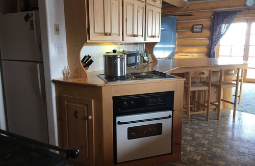 Stanley Cabin | Sleeping. by a River?