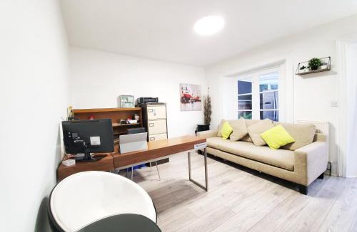 London Borough of Hounslow Hotel | Sleeplicity London Heathrow