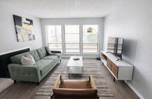 Wichita Apartment | Sleepover 1BD 1BA Wichita Apartments