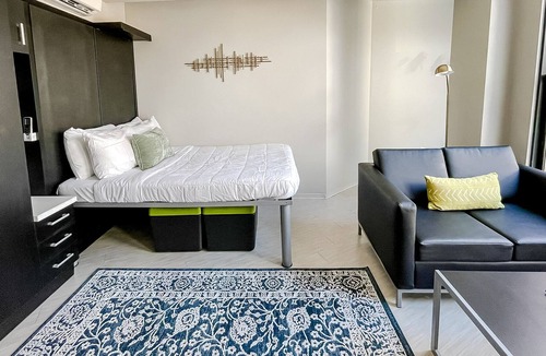 Downtown Springfield Apartment | Sleepover: Comfortable Studio - Downtown Springfield