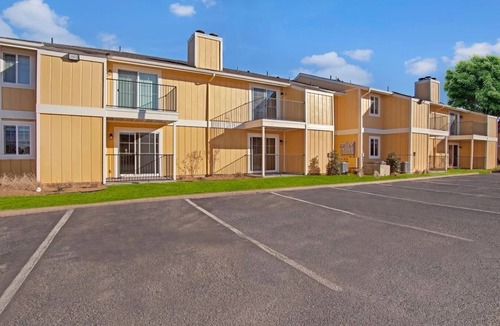 Oklahoma City Apartment | Sleepover | Cozy 1BD/1BA + Gym - OKC