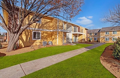 Oklahoma City Apartment | Sleepover | Cozy 1BD/1BA + Gym - OKC