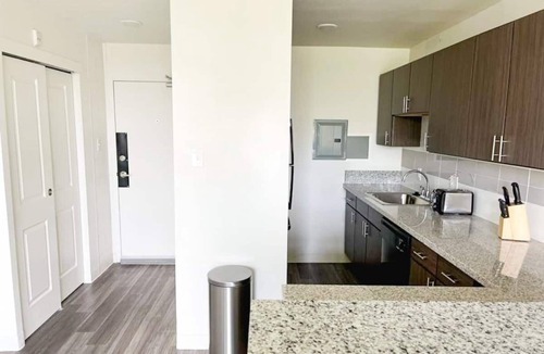 Walnut Hills Apartment | Sleepover: Delightful 1BD/1BA + Gym - Downtown Cincinnati