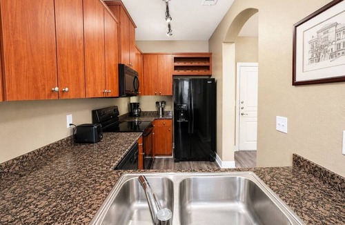 North Little Rock Apartment | Sleepover | Exceptional 1BD/1BA + Pool - LIT