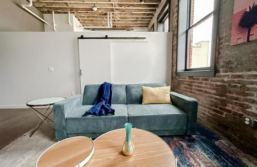 Newton Apartment | Sleepover Modern Lofts Newton IA