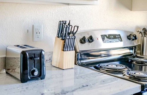 Oklahoma City Apartment | Sleepover | Secluded 1BR/1BA + Gym - OKC