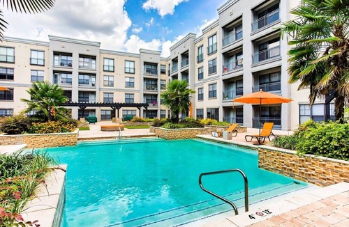 North Little Rock Apartment | Sleepover | Stylish 1BD/1BA + Pool - Little Rock