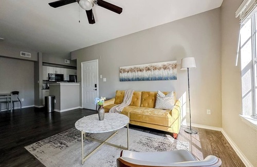South Side Apartment | Sleepover | Wonderful 1BD/1BA+ Gym- Corpus Christi