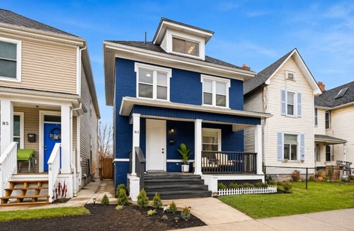 West Columbus Apartment | Sleeps 10 4BR Home Perfect for Groups & Families