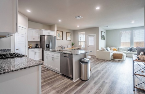 Odessa House | Sleeps 10 - New Build - Arcade Games + Fire Pit