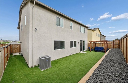 Lincoln House | Sleeps ~12, 5 Bedroom 3 Bath Home in Lincoln CA