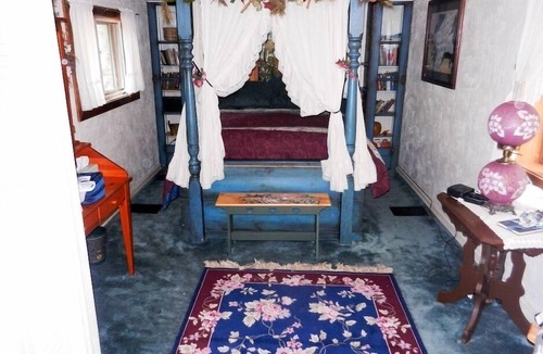 Bemus Point Cabin | Sleeps 12! Fireplace/Pet Friendly/Pond for swimming! Near BEMUS Pt on 40 acres
