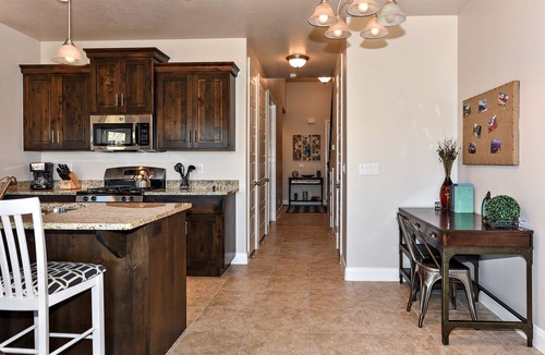St. George Villa | Sleeps 14, 3BR on 18th Hole w/Fire Pit & Loft