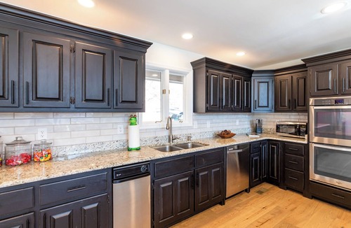 Big Creek House | Sleeps 14 - On a deep & wide cove - 89 GREAT reviews - HUGE dock - See our pics