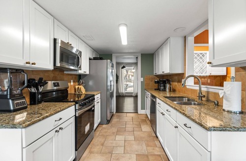 Wetmore House | Sleeps 14 | Pool + Hot Tub | Near Airport