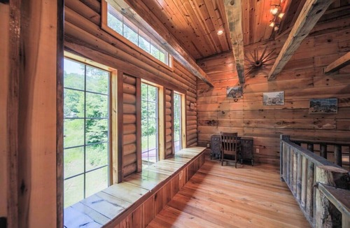 Mars Hill House | Sleeps 16 Hot Tub Sauna Dogs Welcome Ping Pong