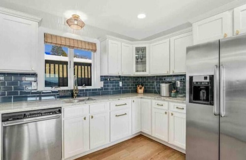 Brookfield House | Sleeps 16! Lake, Dock, Hot Tub, Deck, Fire Pit, Grill