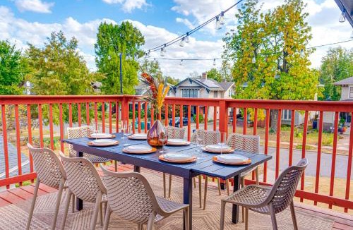 Central Oklahoma City House | Sleeps 16 - Roof Top - Game Room - Pet Friendly