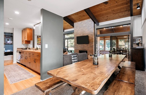 Bellaire House | Sleeps 16 @ Shanty Creek; Chain of Lakes; Beach Access; Pool Access