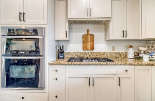Redmond House | Sleeps 18, Hot Tub, Arcade, 3 Living Areas