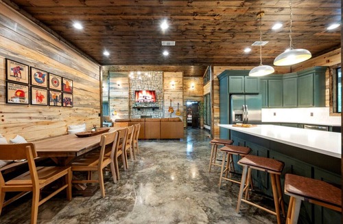 Pickens Cabin | Sleeps 18 people with a private heated pool, hot tub, playground, fire pit, and a private arcade!