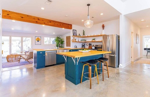 Dripping Springs House | Sleeps 18, Ranch - Pool, Hot Tub, 2 Fire Pits