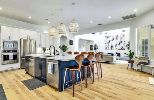 Hudson Bend House | Sleeps 19 | Pool, Game Room | Lake Travis Estate