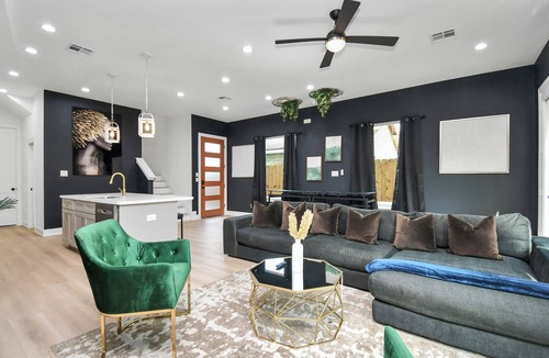 OST - South Union House | Sleeps 20! 2 Homes ~ Family and Friends Fun