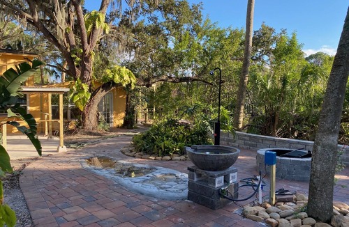 Town 'n' Country House | Sleeps 20+, 2 houses, Swim-Spa, hot tub, bachelor and party place