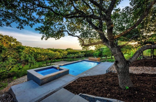 West Oak Hill House | Sleeps 20, Private Pool, Backyard, Luxurious Home!