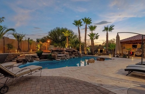 Rio Verde Foothills Villa | Sleeps 25 Heated Pool and Spa Pickleball Court
